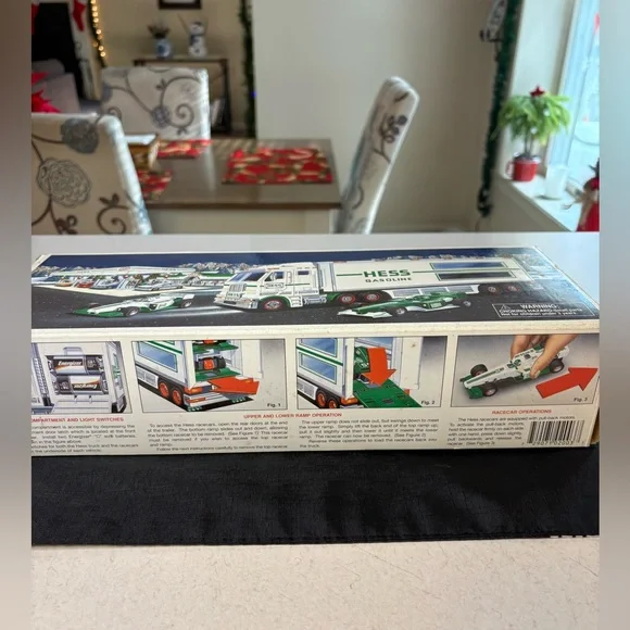 Hess 2003 Toy Truck Race Cars Set - Picture 3 of 7
